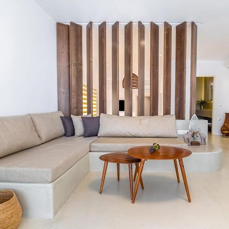 Wave, An Idyllic Seafront Suite By Nirousuites Kokkini Hani Kültér fotó
