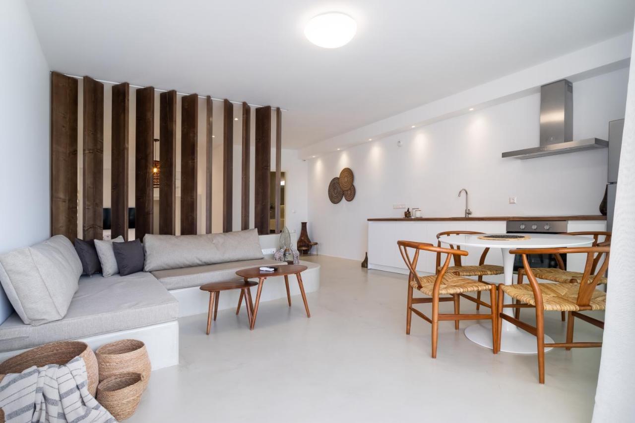 Wave, An Idyllic Seafront Suite By Nirousuites Kokkini Hani Kültér fotó