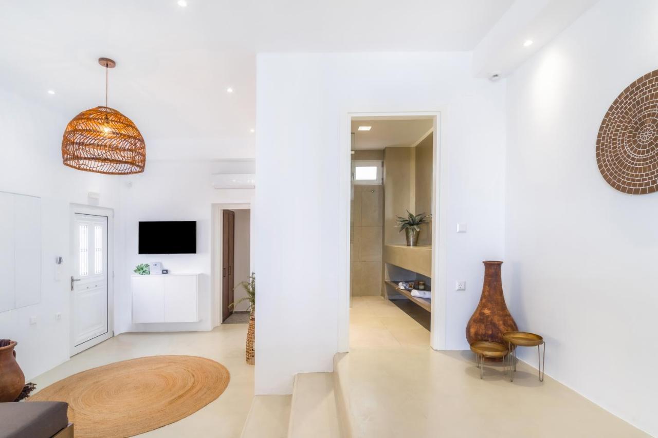 Wave, An Idyllic Seafront Suite By Nirousuites Kokkini Hani Kültér fotó