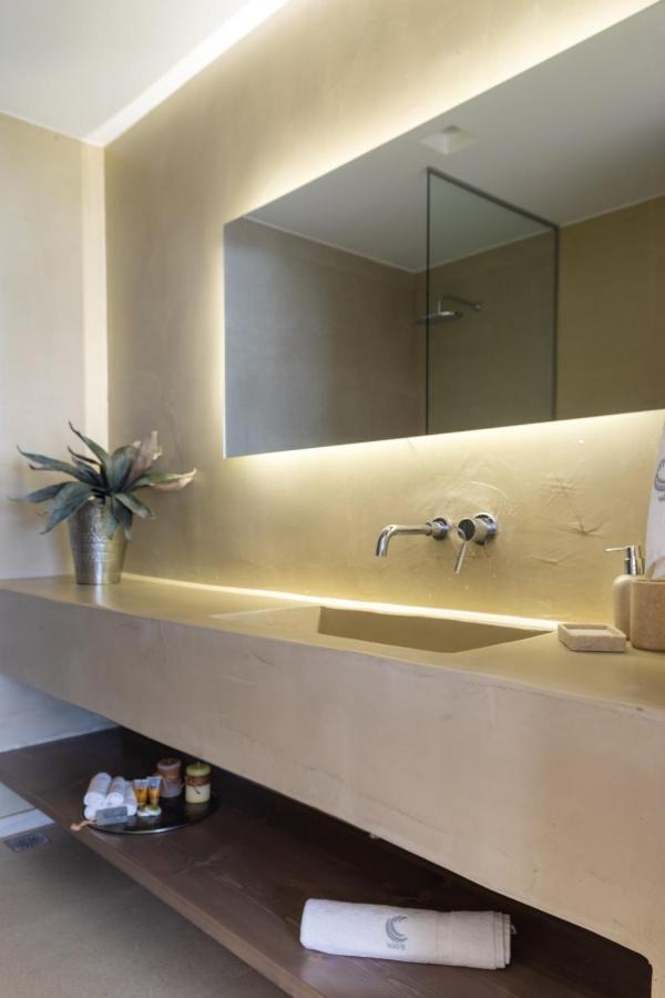 Wave, An Idyllic Seafront Suite By Nirousuites Kokkini Hani Kültér fotó