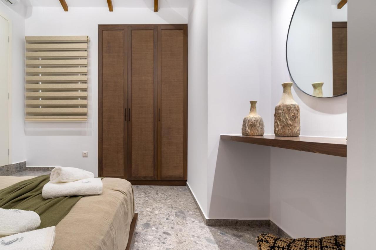 Wave, An Idyllic Seafront Suite By Nirousuites Kokkini Hani Kültér fotó