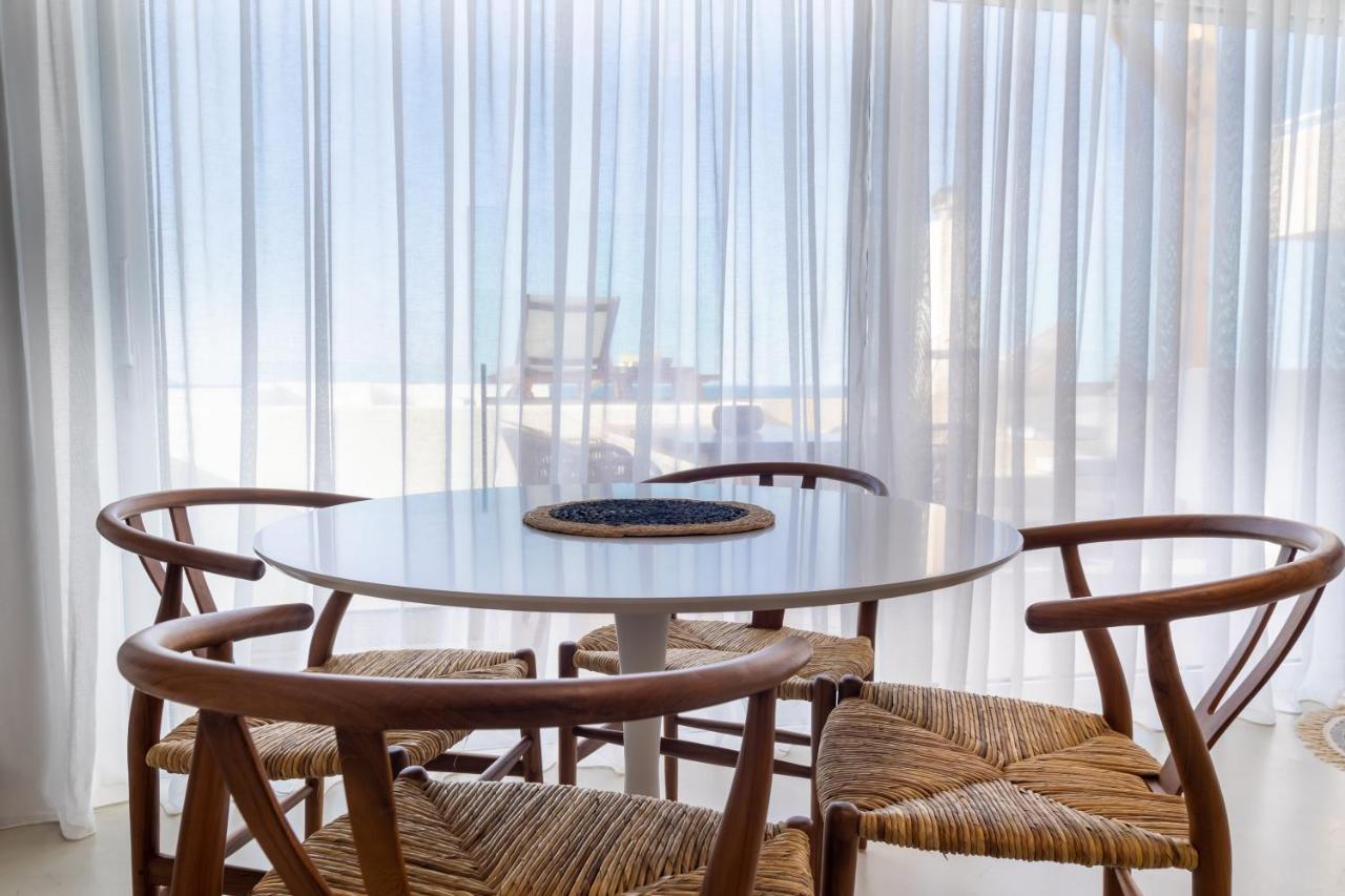 Wave, An Idyllic Seafront Suite By Nirousuites Kokkini Hani Kültér fotó