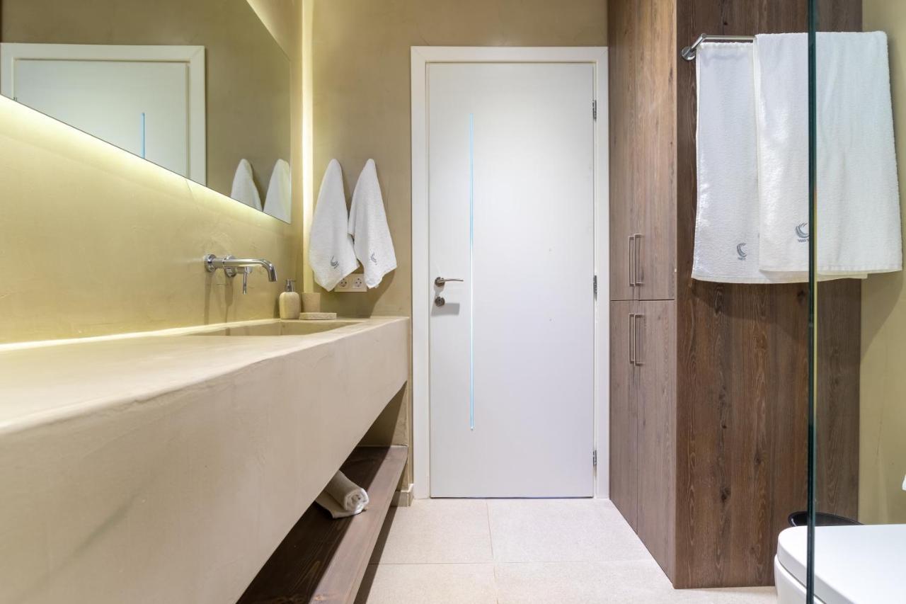 Wave, An Idyllic Seafront Suite By Nirousuites Kokkini Hani Kültér fotó